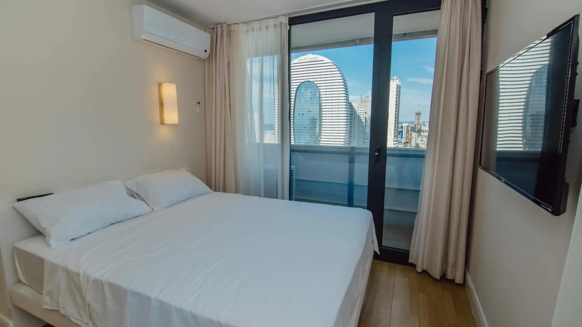 Apartment Luxury Beach Front Aparthotel Batumi