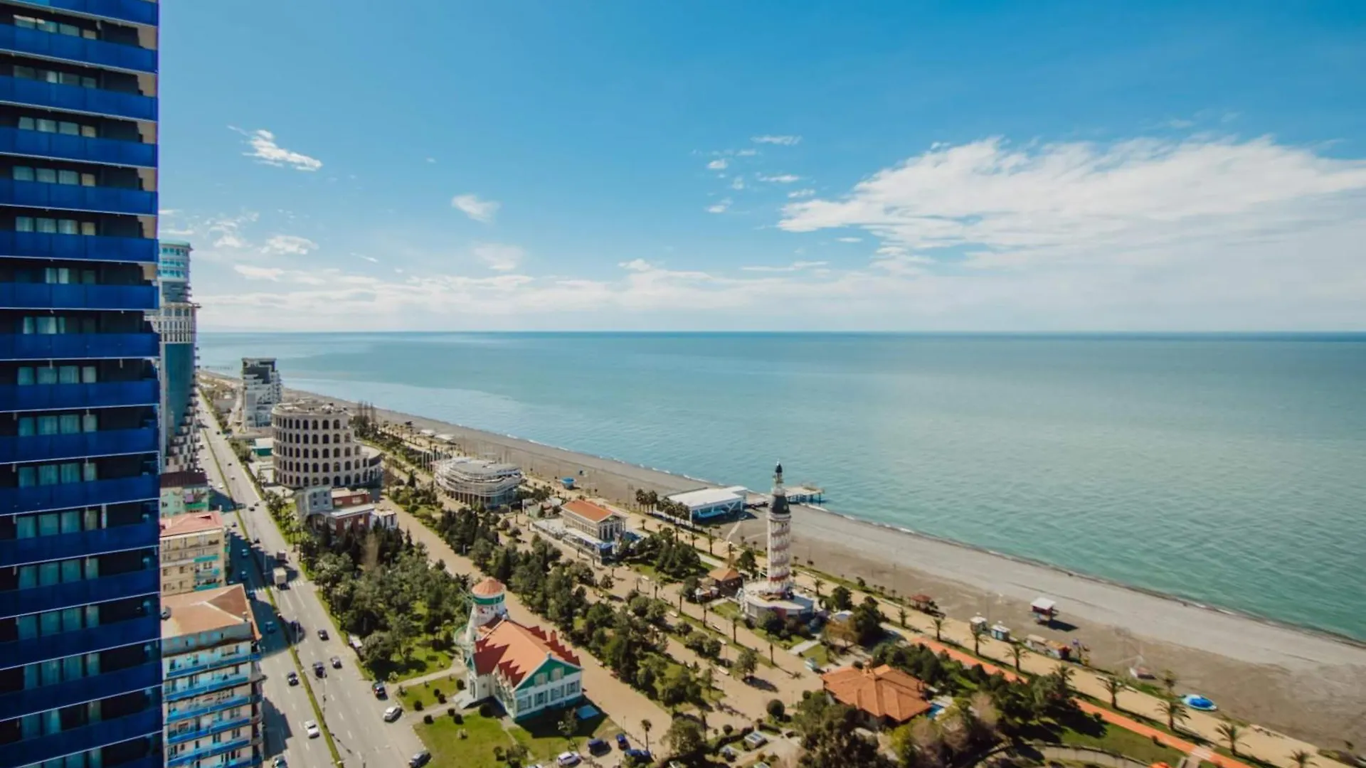 Luxury Beach Front Aparthotel Batumi