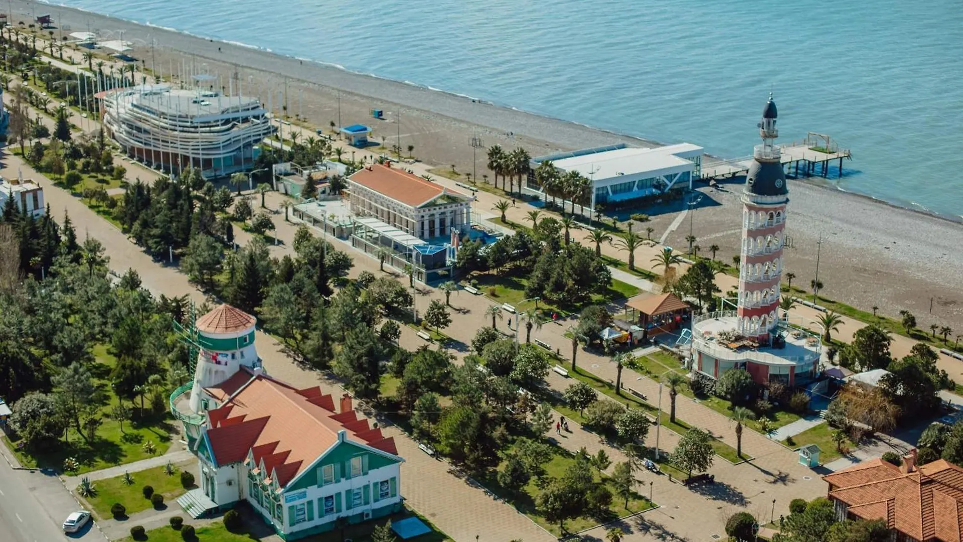 Luxury Beach Front Aparthotel Batumi
